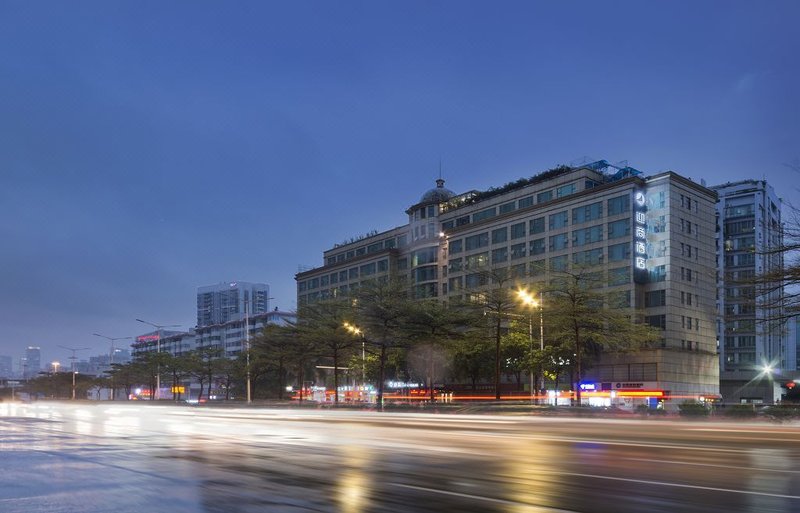 广豪酒店(广州珠江新城暨南大学店)
